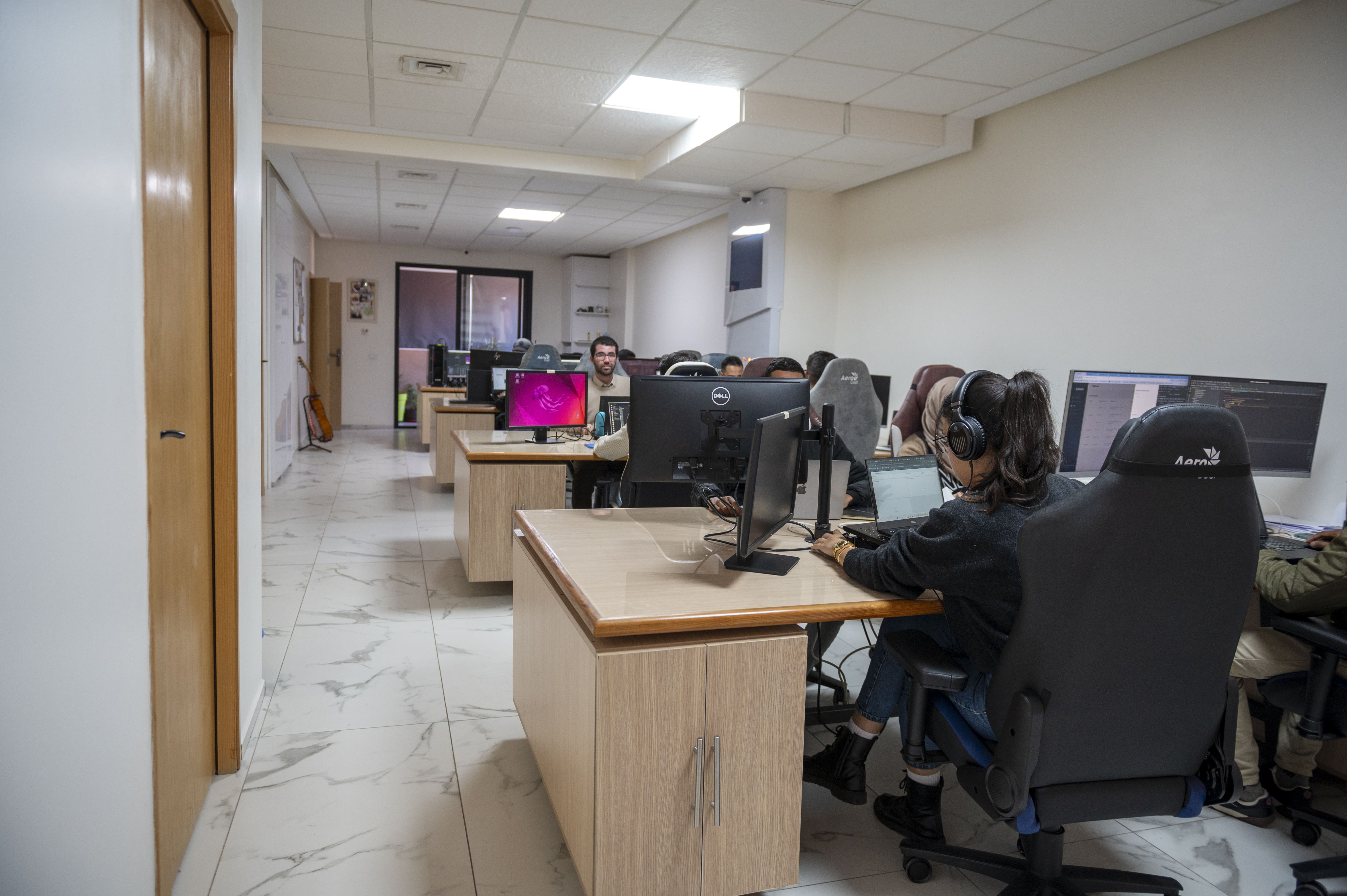 monarkit team (2)